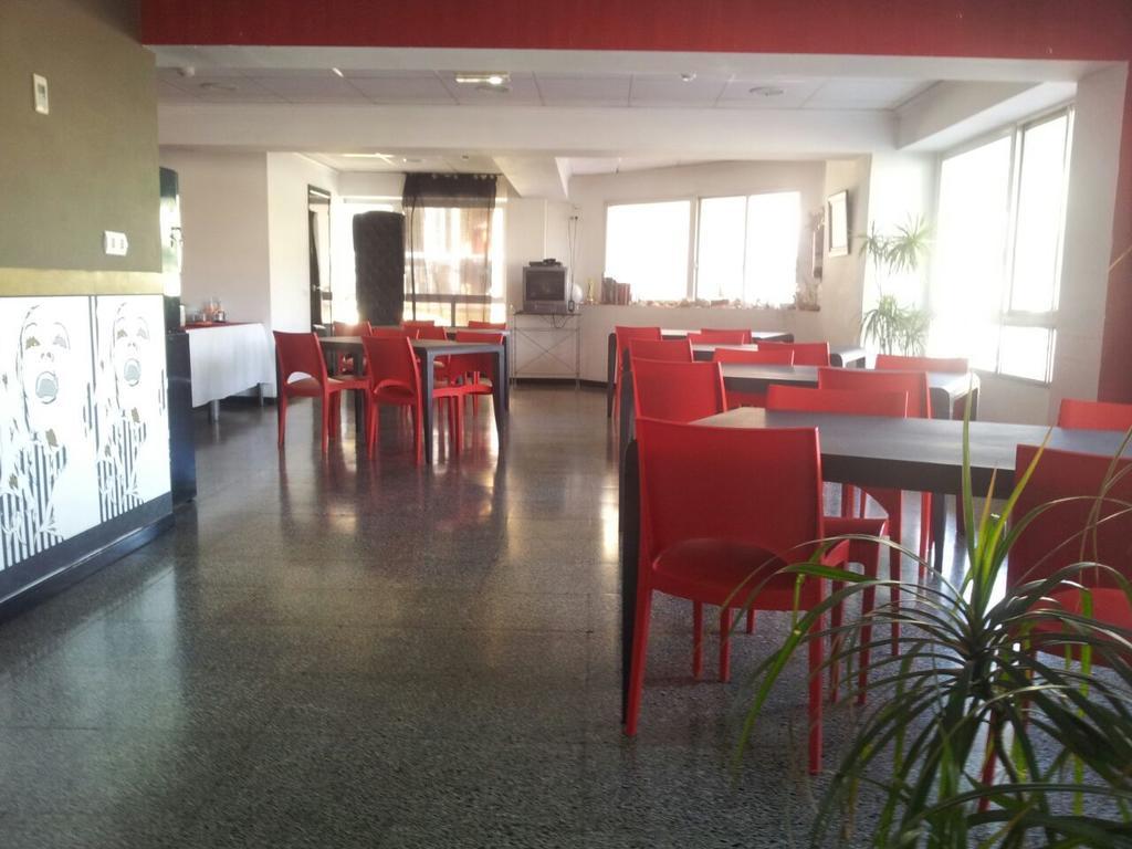 Hotel Dl Port Grao de Castellon Bagian luar foto