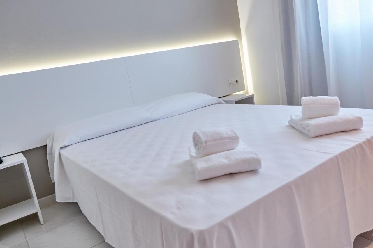 Hotel Dl Port Grao de Castellon Bagian luar foto