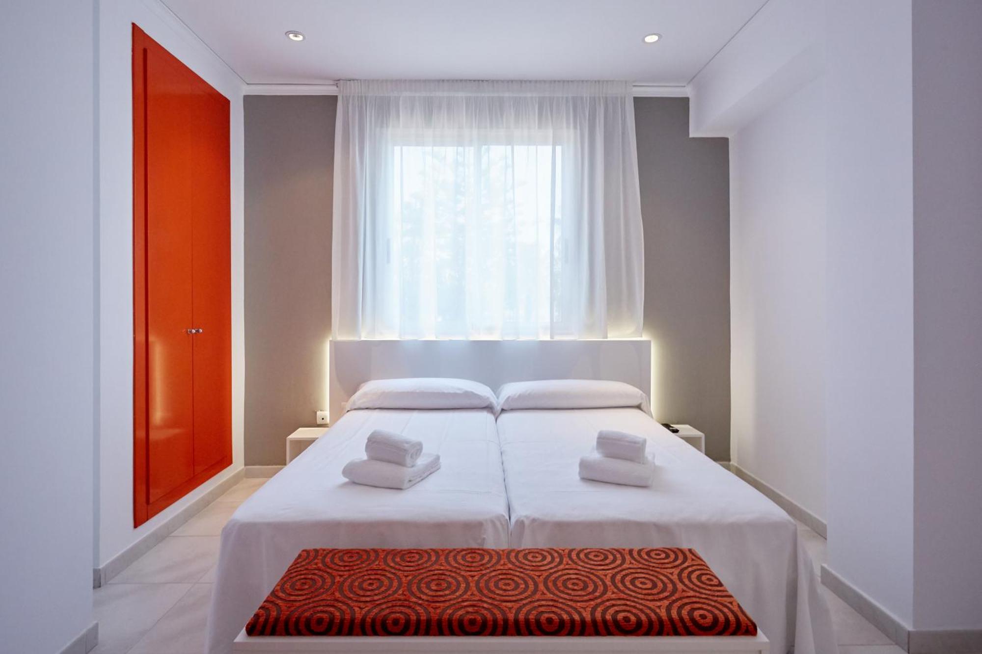 Hotel Dl Port Grao de Castellon Bagian luar foto