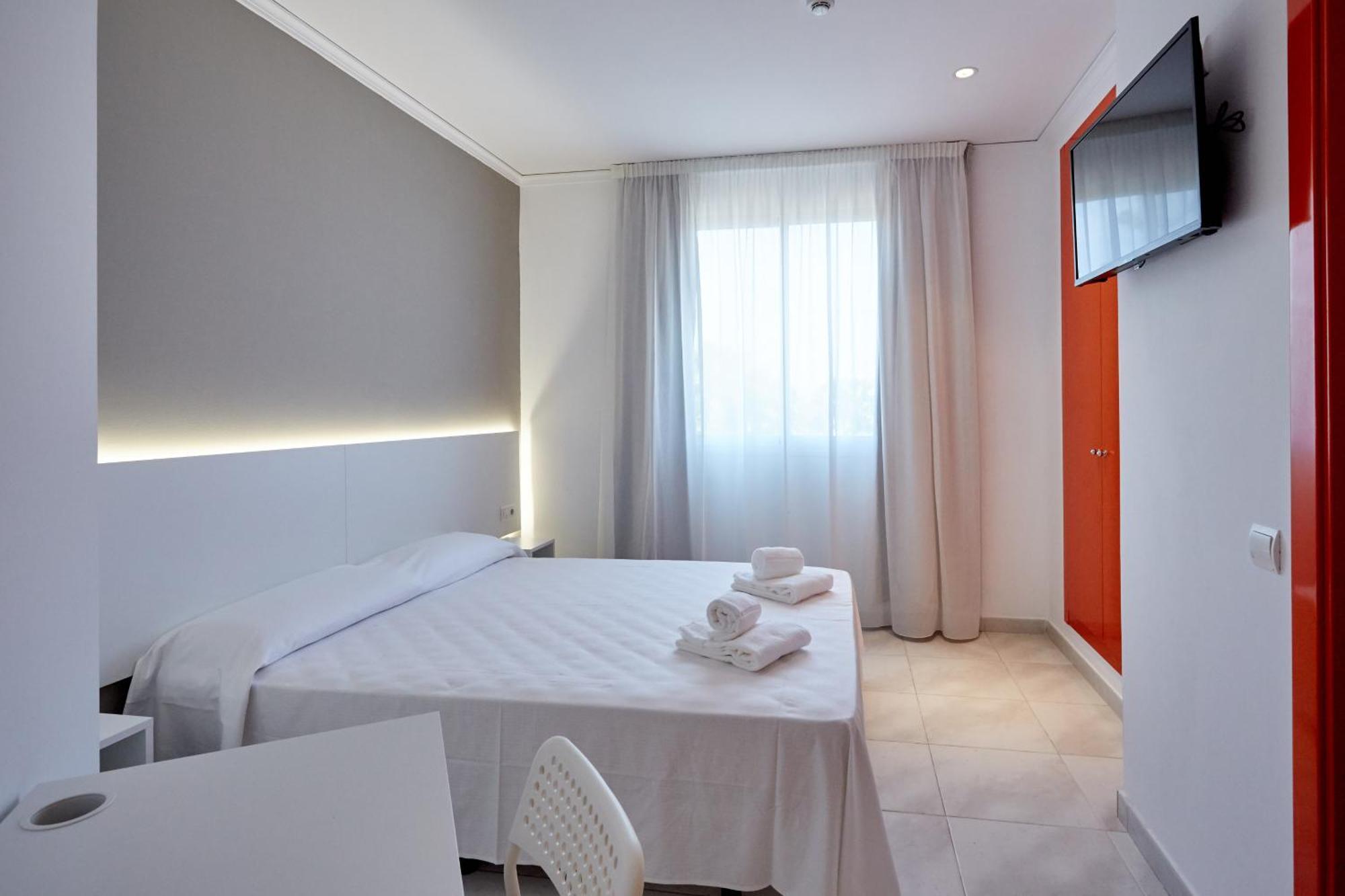 Hotel Dl Port Grao de Castellon Bagian luar foto