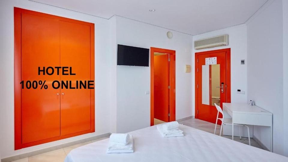 Hotel Dl Port Grao de Castellon Bagian luar foto